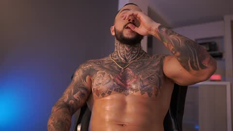 Mariano Costa online show from 1, 2, 2025