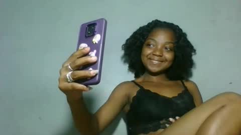 Snapshot of mariata38 chatting on 18, 10, 2025 mariata38 online show from 18, 10, 2025