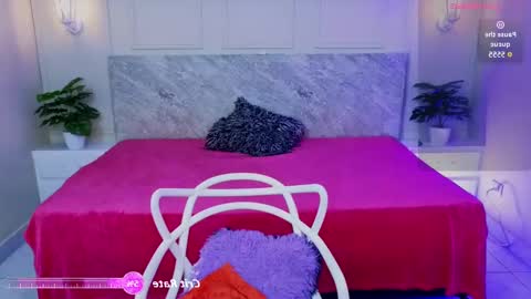 Snapshot of mariatayler1 chatting on 9, 9, 2025 mariatayler1 online show from 9, 9, 2025