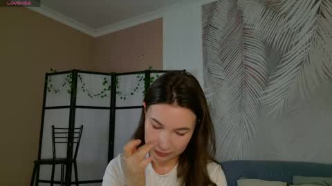 Snapshot of marie_diaze chatting on 8, 6, 2026 Marie LEAVE YOUR WITH ME online show from 8, 6, 2026