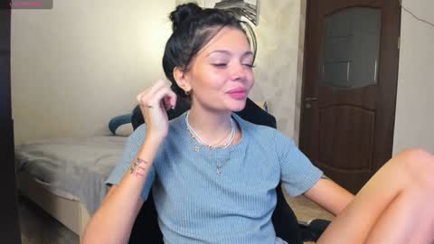 Snapshot of mariella__adams chatting on 18, 1, 2025 Maria online show from 18, 1, 2025
