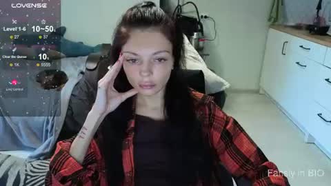 Snapshot of mariella__adams chatting on 2, 7, 2026 Maria online show from 2, 7, 2026