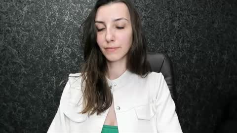 marielleanker online show from 30, 11, 2025