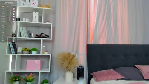 Snapshot of mariespence chatting on 24, 2, 2025 Sophia is hereTry my private online show from 24, 2, 2025