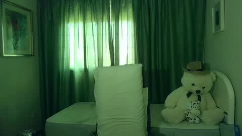 Snapshot of mariettee chatting on 25, 4, 2026 Djpegasus online show from 25, 4, 2026