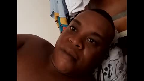 Snapshot of marihuna420 chatting on 13, 1, 2025 HotBlack 430 online show from 13, 1, 2025