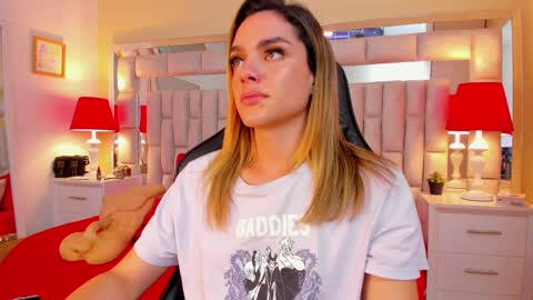 mariiahneedles online show from 4, 1, 2025