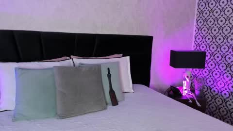 Mariana online show from 8, 11, 2025