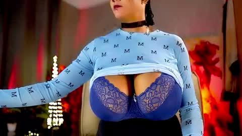 Nikita - Scroll down and read my bio please. New Pictures in Bio online show from 1, 10, 2025