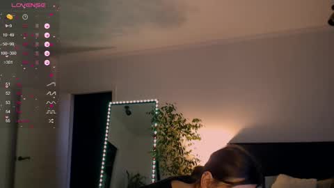 Mari online show from 7, 1, 2025