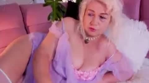 Snapshot of marilin_m chatting on 13, 6, 2026 MARILIN online show from 13, 6, 2026