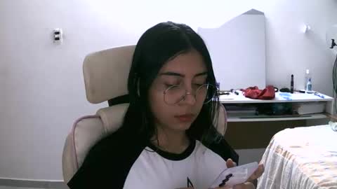 marilove40925 online show from 6, 11, 2025