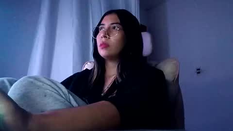 marilove40925 online show from 4, 12, 2025