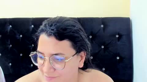 Snapshot of marilyn_garcia chatting on 4, 1, 2025 MARILYN SEXY online show from 4, 1, 2025