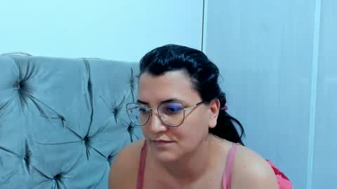 Snapshot of marilyn_garcia chatting on 22, 1, 2025 MARILYN SEXY online show from 22, 1, 2025