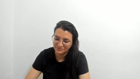 Snapshot of marilyn_garcia chatting on 16, 9, 2025 MARILYN SEXY online show from 16, 9, 2025