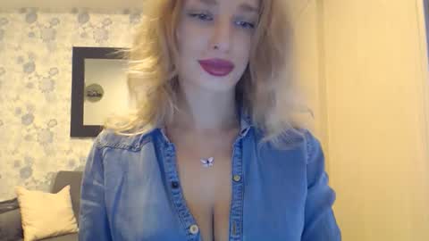 MarilynDevilish online show from 2, 11, 2025
