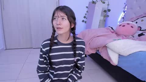 Snapshot of marin_kitoko chatting on 6, 12, 2024 Marin kitoko online show from 6, 12, 2024