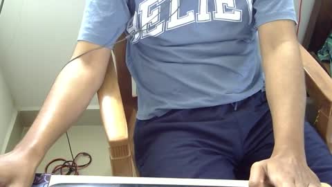 Snapshot of marinavine chatting on 1, 1, 2025 The SHY UncutBoy online show from 1, 1, 2025