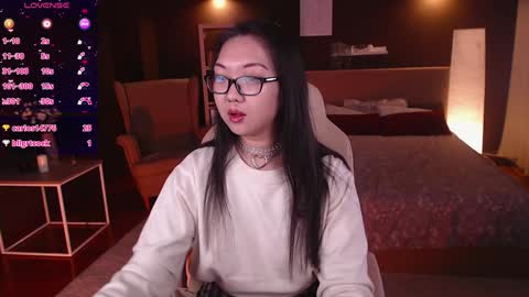Snapshot of marine_vact chatting on 9, 12, 2024 Marine online show from 9, 12, 2024