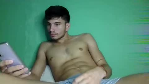 mariobrosss517470 online show from 4, 1, 2025