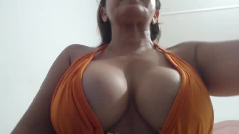 mariska_69 online show from 7, 3, 2025