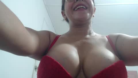 mariska_69 online show from 10, 4, 2026