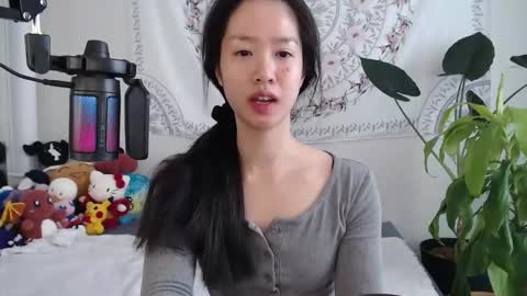 Snapshot of marissapeach chatting on 4, 4, 2026 MarissaPeach online show from 4, 4, 2026