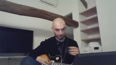Snapshot of mariusbornofsin chatting on 4, 12, 2025 mariusbornofsin online show from 4, 12, 2025