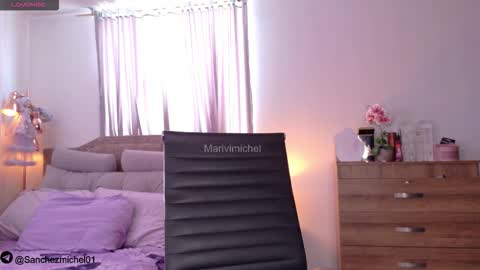    online show from 12, 10, 2025