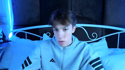 Mark online show from 17, 11, 2025