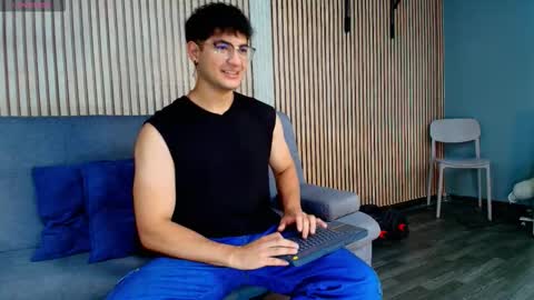 Snapshot of mark_evans1_ chatting on 11, 10, 2025 mark_evans1_ online show from 11, 10, 2025