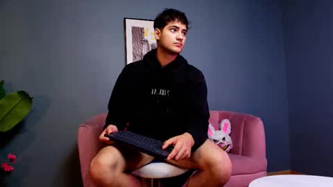 mark_evans1_ online show from 30, 10, 2025