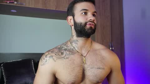 Mark online show from 13, 10, 2025