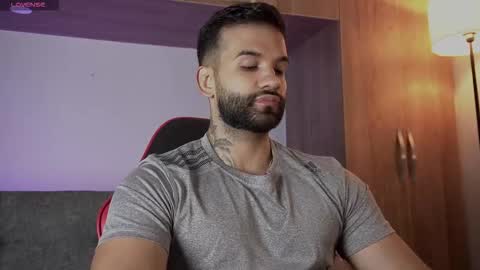 Mark online show from 4, 2, 2026