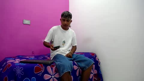 mark_latin18 online show from 12, 2, 2025