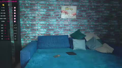 Mark online show from 6, 3, 2025