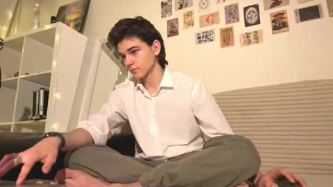 Mark online show from 20, 11, 2025