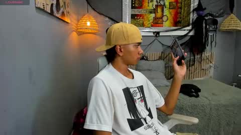 markbowie online show from 1, 11, 2025