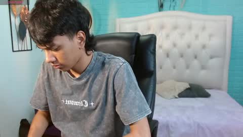 markbowie online show from 5, 4, 2026