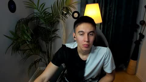 Snapshot of markkullen chatting on 2, 12, 2025 markkullen online show from 2, 12, 2025