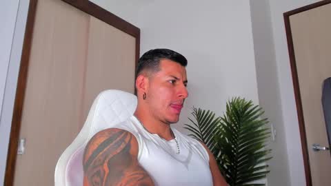Snapshot of markus_blass chatting on 10, 2, 2025 markus... Y online show from 10, 2, 2025