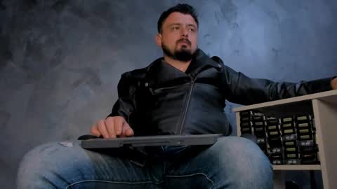 Snapshot of markwaynescr chatting on 29, 4, 2026 MARK online show from 29, 4, 2026