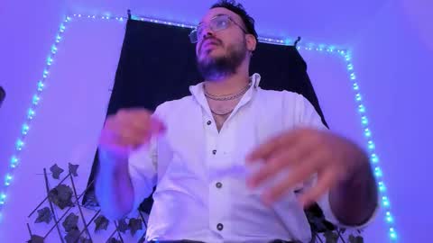 Mark  online show from 31, 10, 2025