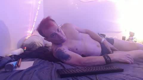 markymark101825061 online show from 19, 1, 2025