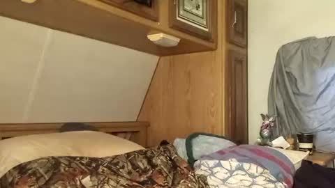 markymark101825061 online show from 22, 12, 2025