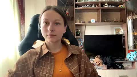 Snapshot of marlenahuit chatting on 16, 6, 2026 Lena online show from 16, 6, 2026