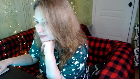 Snapshot of marlenehudsonah chatting on 24, 9, 2025 MarleneHudsonAh online show from 24, 9, 2025