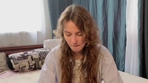 Snapshot of marquitamergel chatting on 31, 5, 2026 Andriella online show from 31, 5, 2026