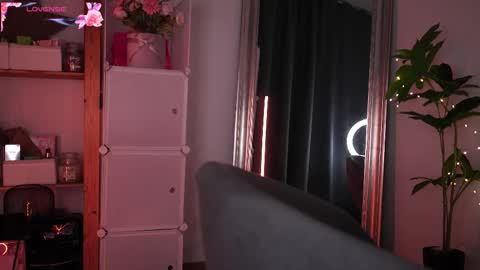 Snapshot of marrygrayes chatting on 4, 10, 2025 Maria online broadcast from Tuesday to Suturday from 6 pm to 12 pm Germany time Sunday-Monday offline online show from 4, 10, 2025